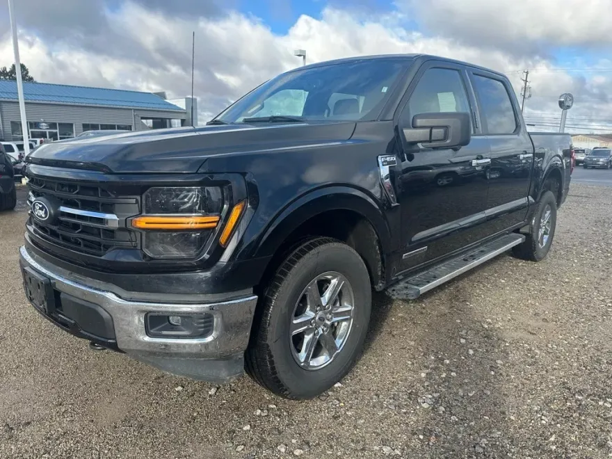 2024 Ford F-150 XLT photo 1