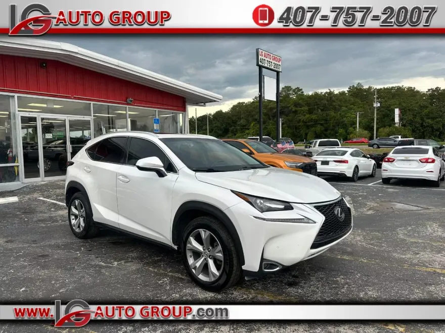 2017 Lexus NX 200t Luxury photo 1