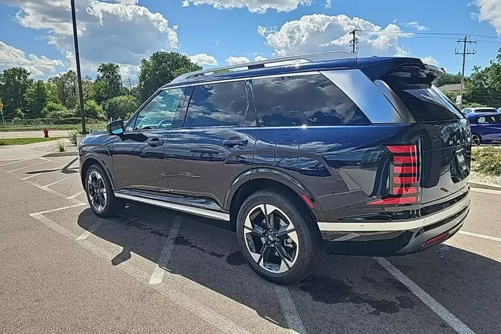 2026 Hyundai Palisade Limited photo 1