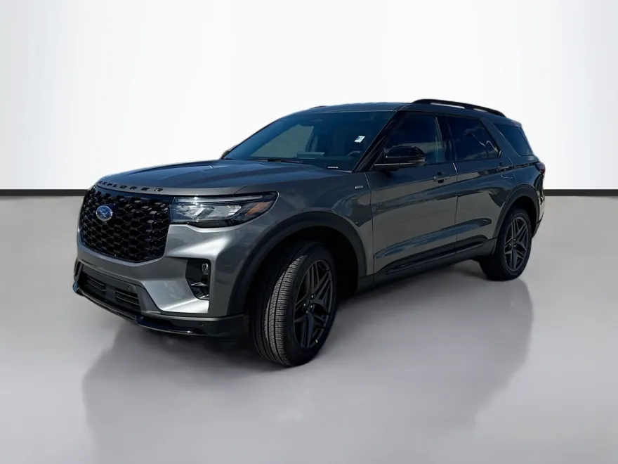 2025 Ford Explorer ST-Line photo 1