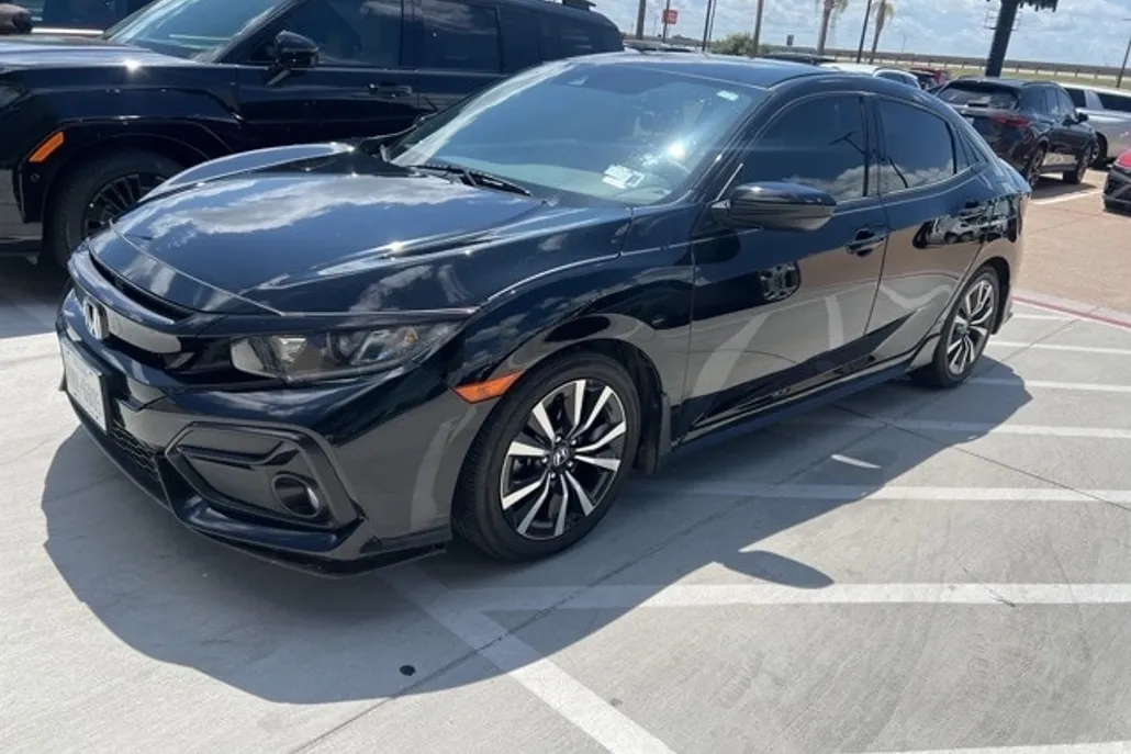 2020 Honda Civic Sport photo 1