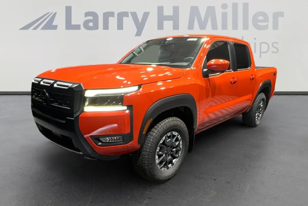 2025 Nissan Frontier PRO-4X photo 1