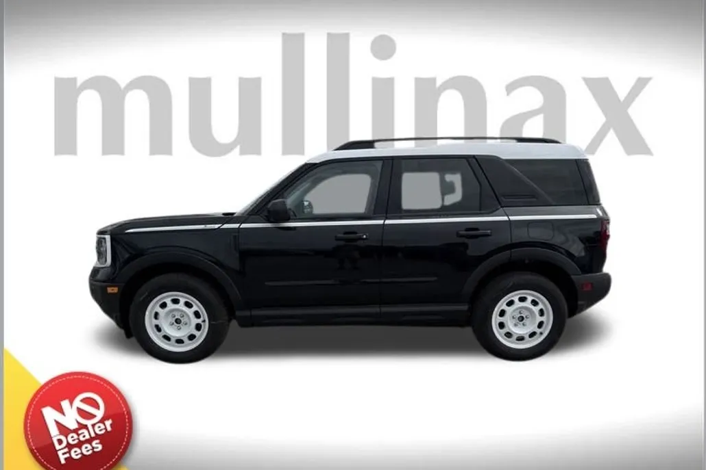 2025 Ford Bronco Sport Heritage photo 1