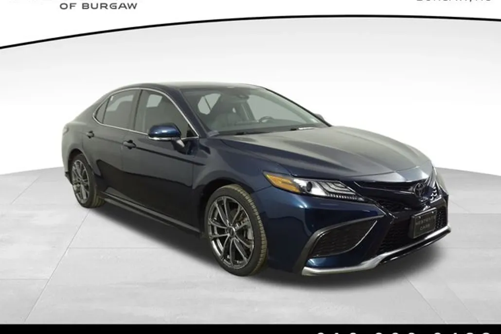 2021 Toyota Camry XSE photo 1