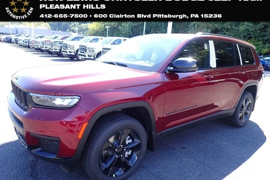 2025 Jeep Grand Cherokee Altitude photo 1