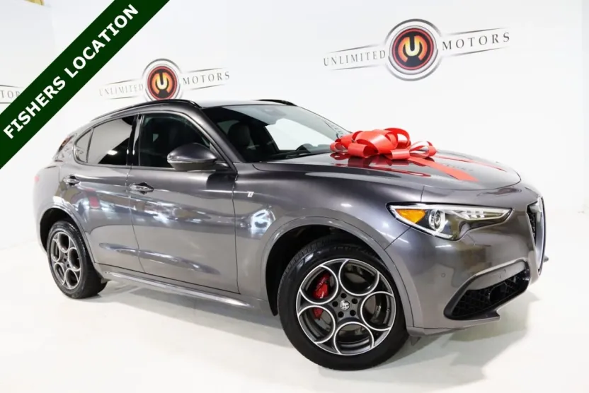 2022 Alfa Romeo Stelvio Ti photo 1