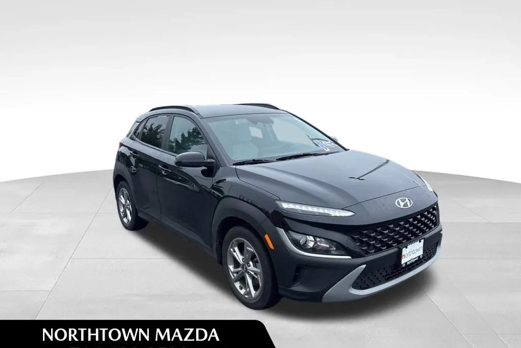 2023 Hyundai Kona SEL photo 1