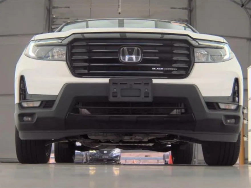 2024 Honda Passport Black Edition photo 1