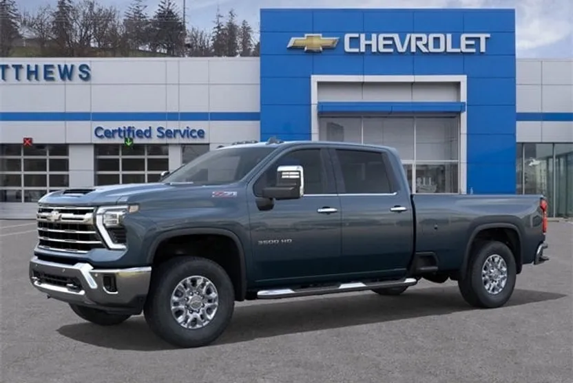 2026 Chevrolet Silverado 3500HD LTZ photo 1