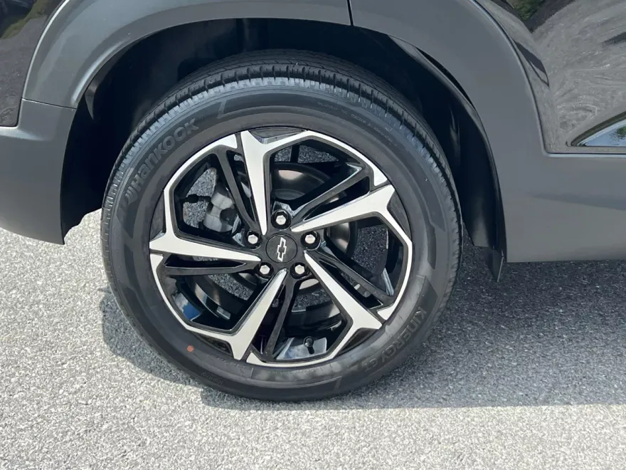 2022 Chevrolet Trailblazer RS photo 1