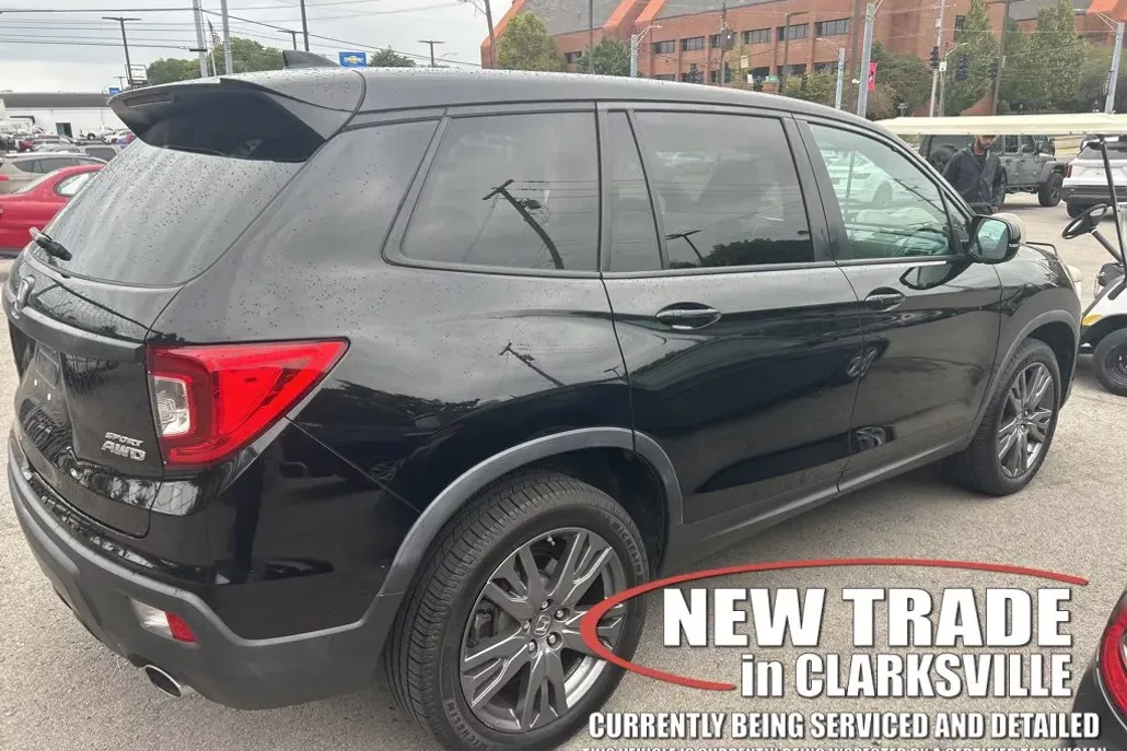2019 Honda Passport Sport photo 1