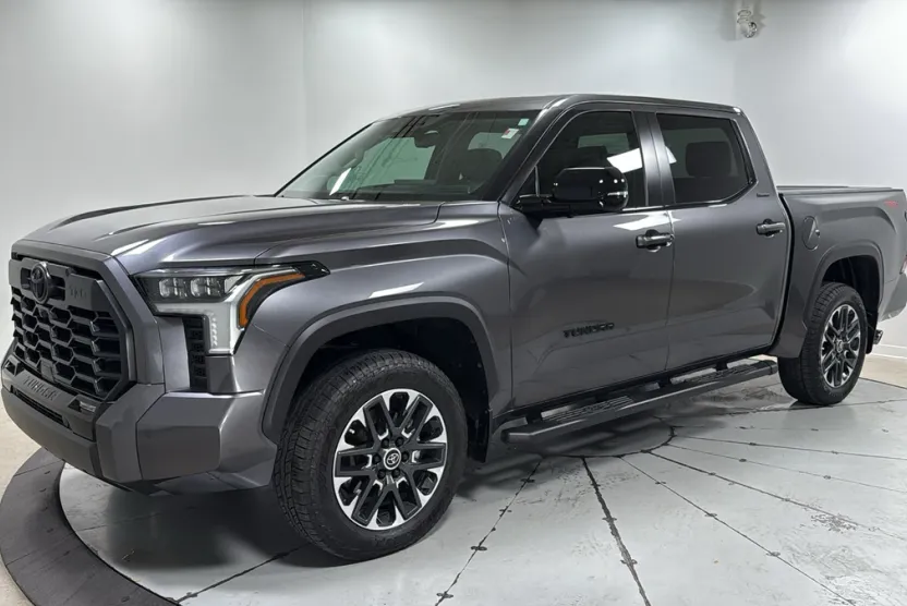 2024 Toyota Tundra Limited photo 1