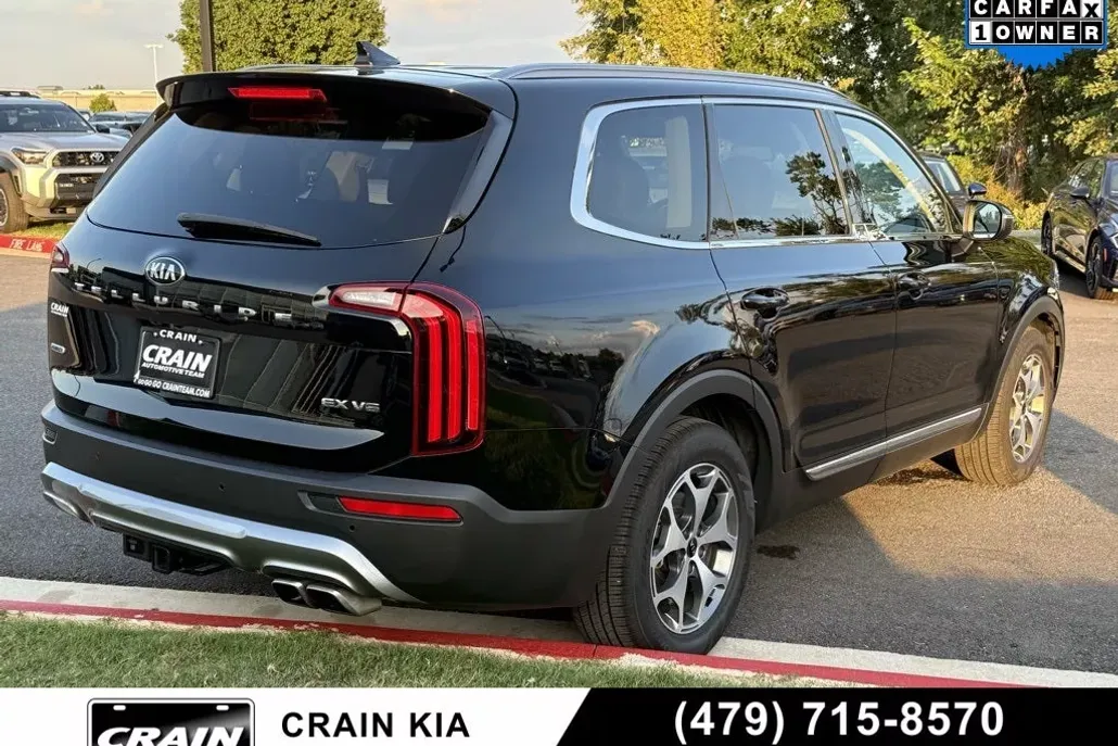 2020 Kia Telluride EX photo 1