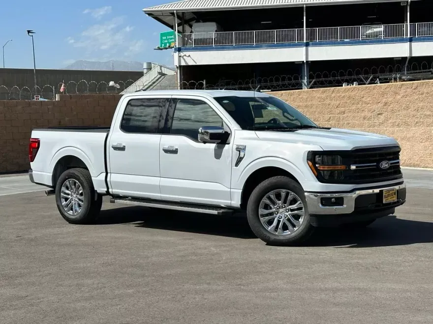 2025 Ford F-150 XLT photo 1