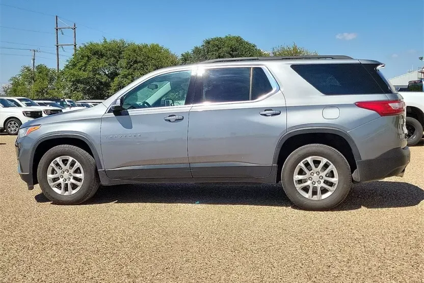 2019 Chevrolet Traverse Cloth 1LT photo 1