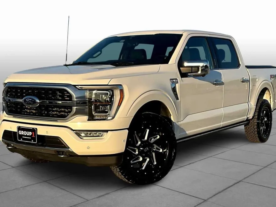 2022 Ford F-150 Platinum photo 1