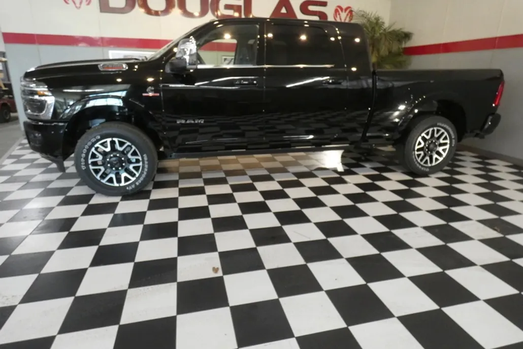 2025 Ram 2500 Longhorn photo 1