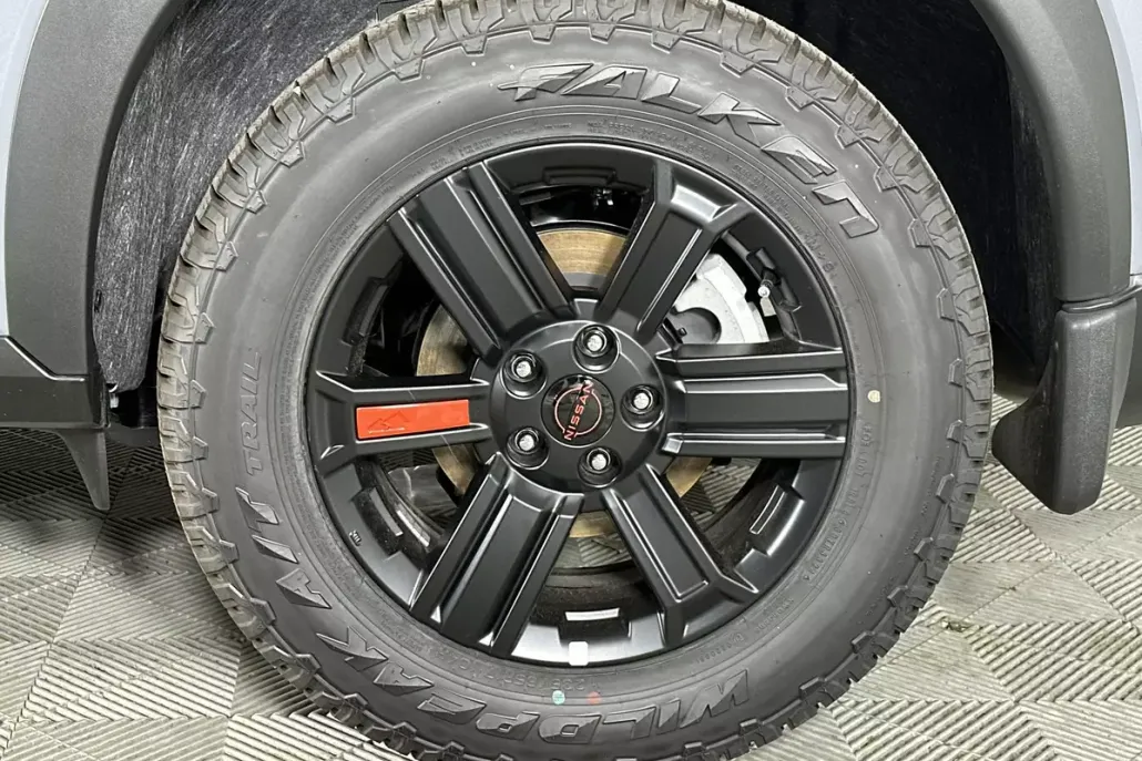 2025 Nissan Rogue SV photo 1