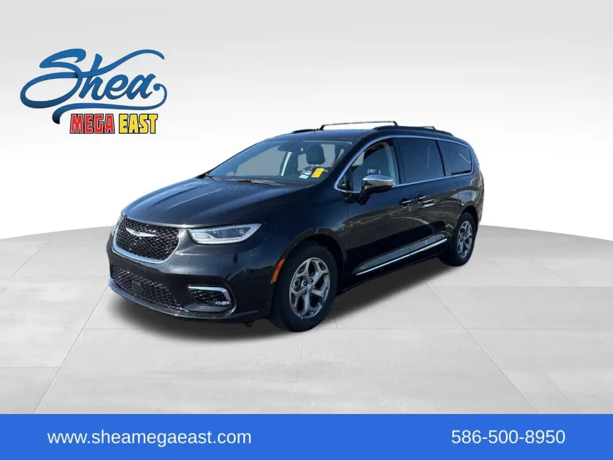 2023 Chrysler Pacifica Limited photo 1