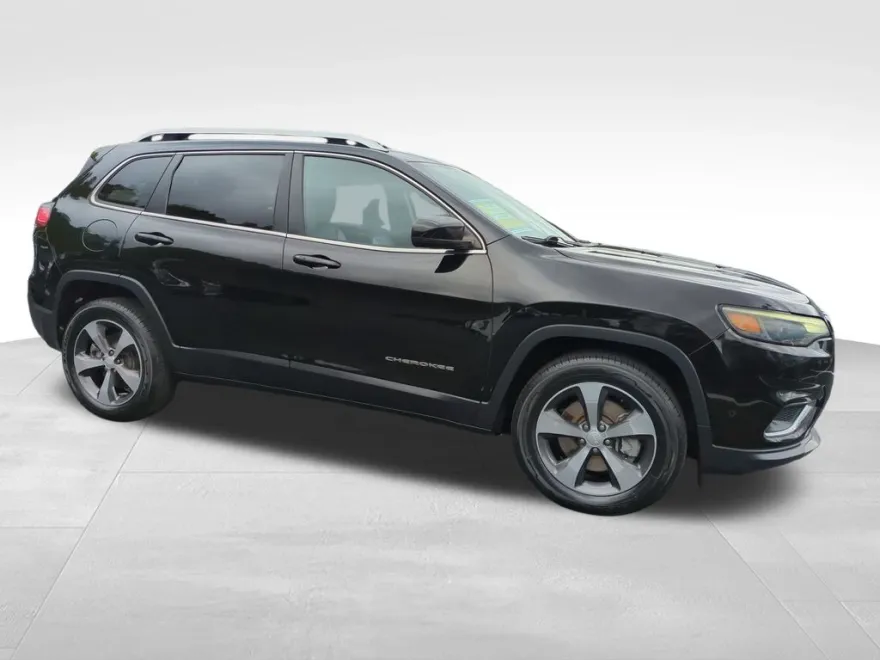 2019 Jeep Cherokee Limited photo 1
