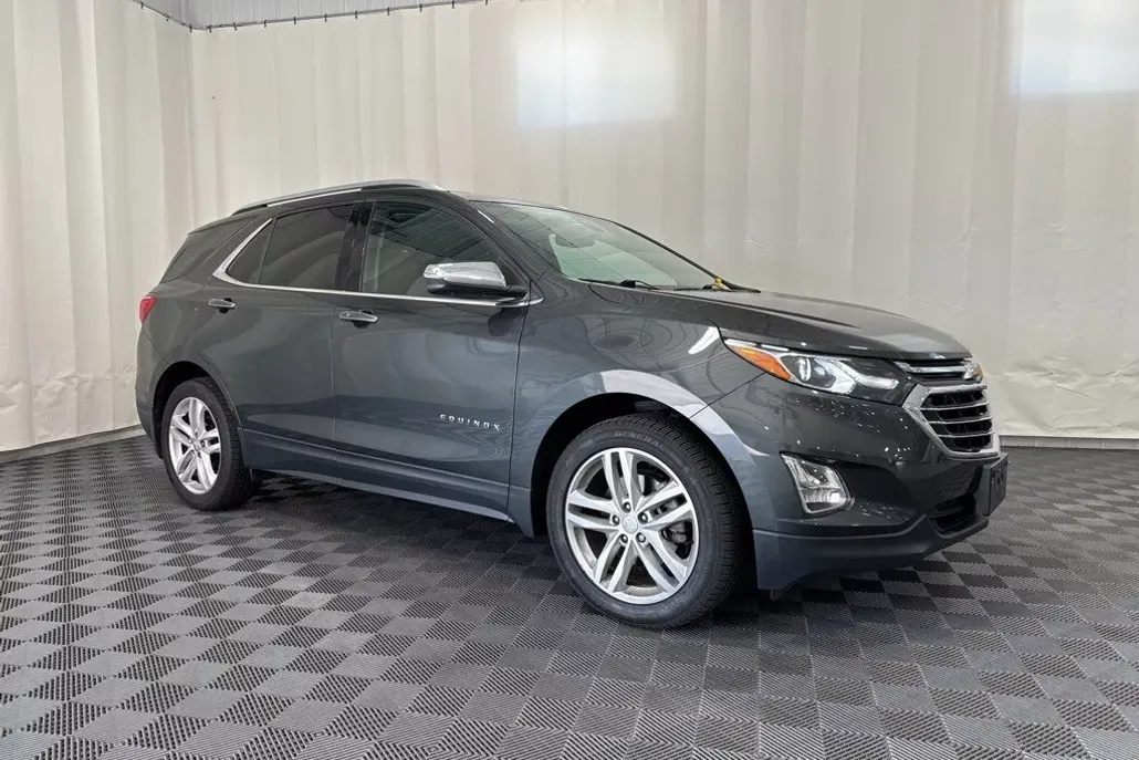 2020 Chevrolet Equinox Premier photo 1