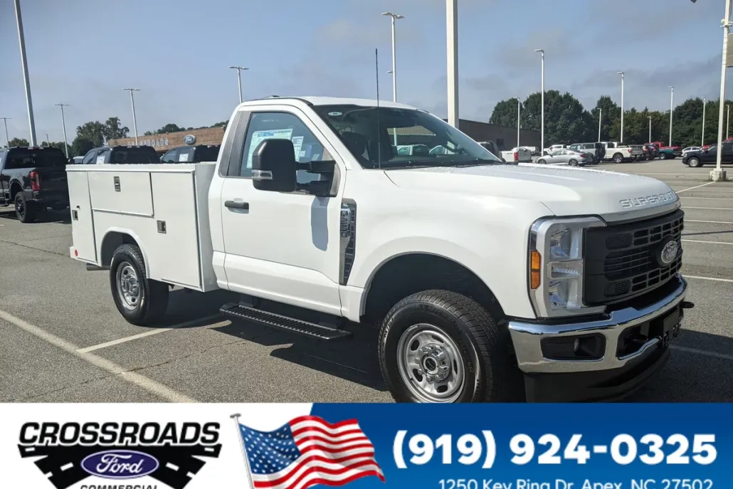 2025 Ford F-250 XL photo 1