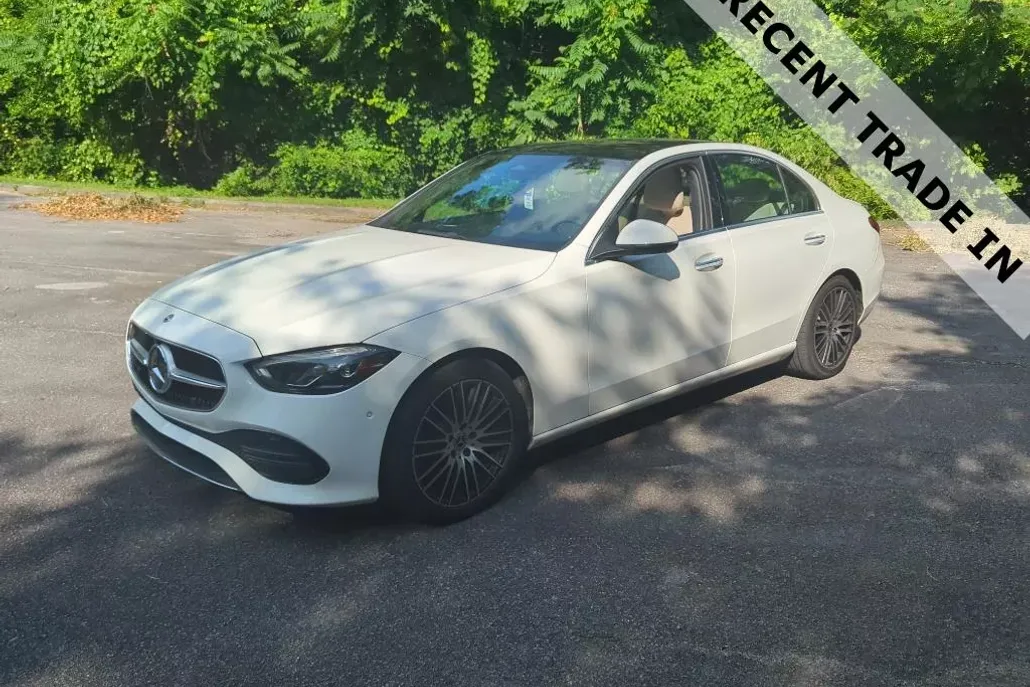 2022 Mercedes Benz C 300 photo 1