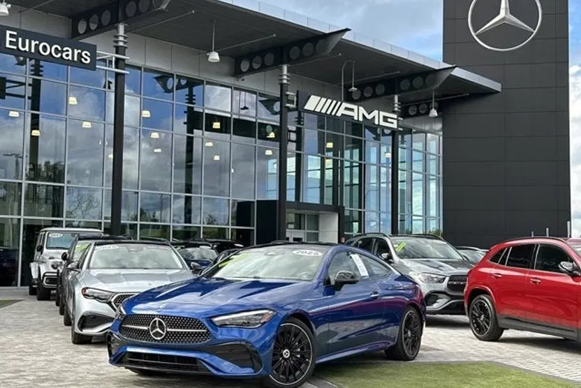 2025 Mercedes Benz CLE 300 4MATIC photo 1