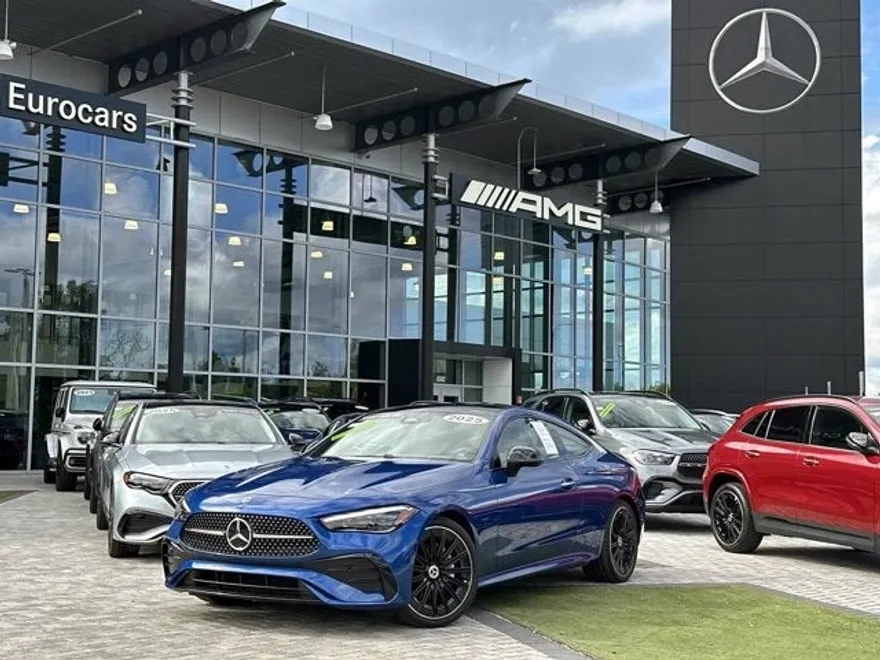 2025 Mercedes Benz CLE 300 4MATIC photo 1