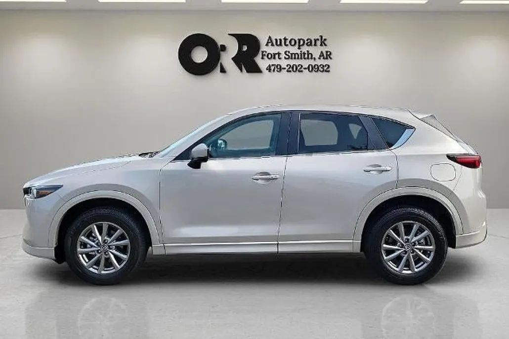 2025 Mazda CX-5 2.5 S Preferred photo 1
