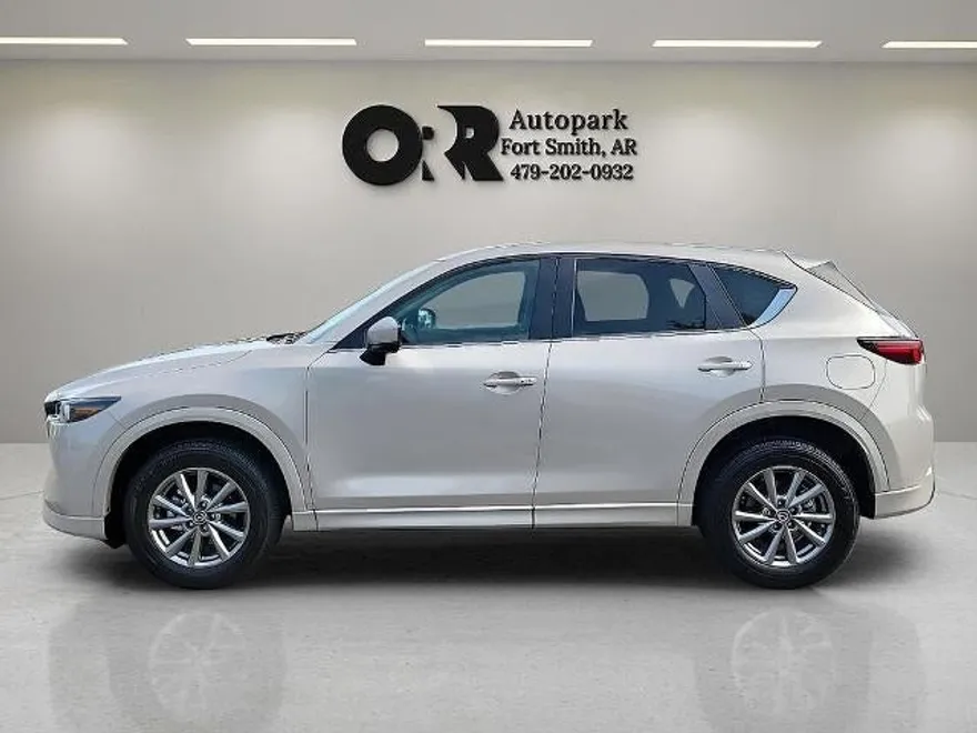 2025 Mazda CX-5 2.5 S Preferred photo 1