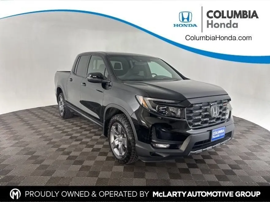 2025 Honda Ridgeline TrailSport photo 1