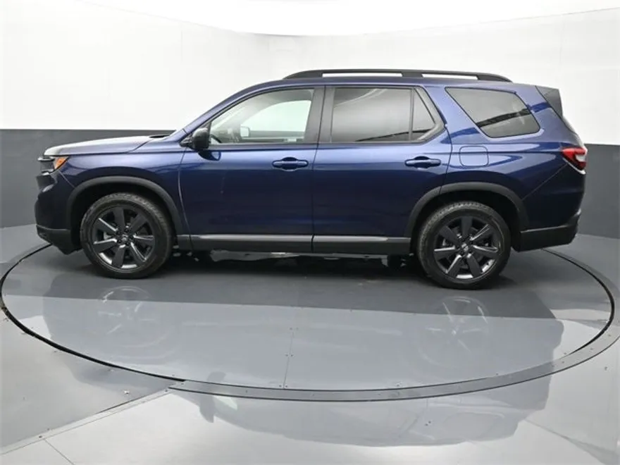 2023 Honda Pilot Sport photo 1