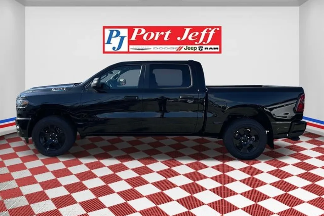 2025 Ram 1500 Tradesman photo 1