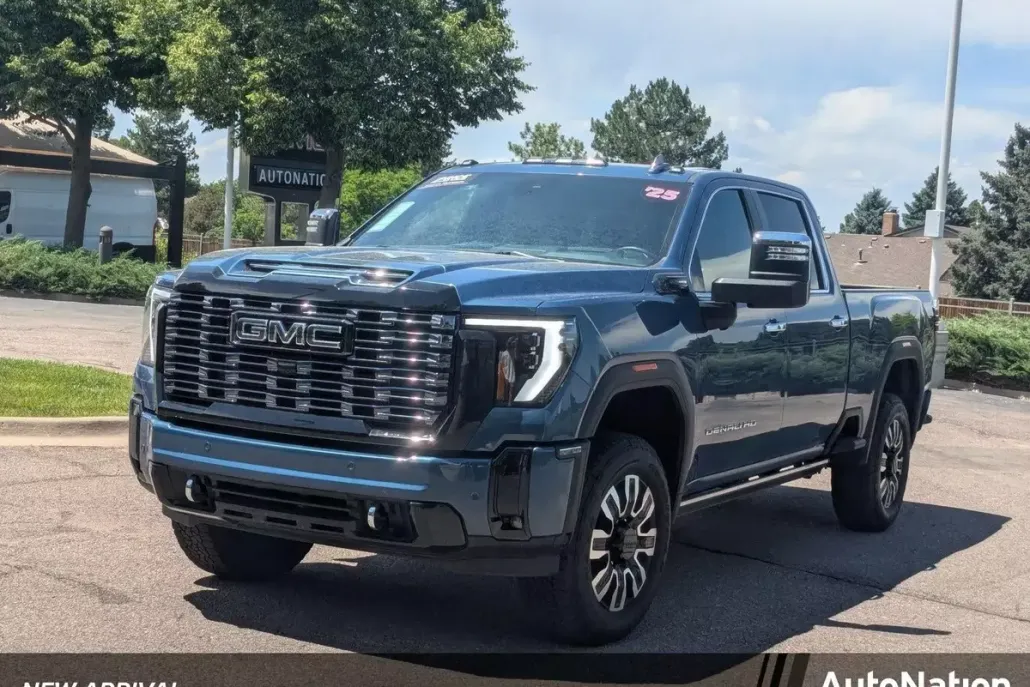 2025 Gmc Sierra 3500 HD Denali Ultimate photo 1