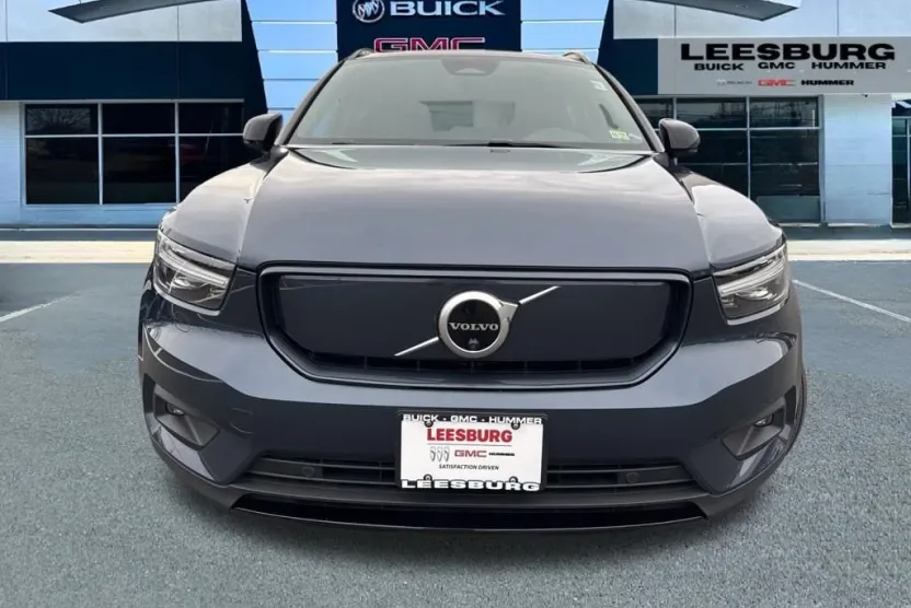 2022 Volvo XC40 Recharge Twin Plus photo 1