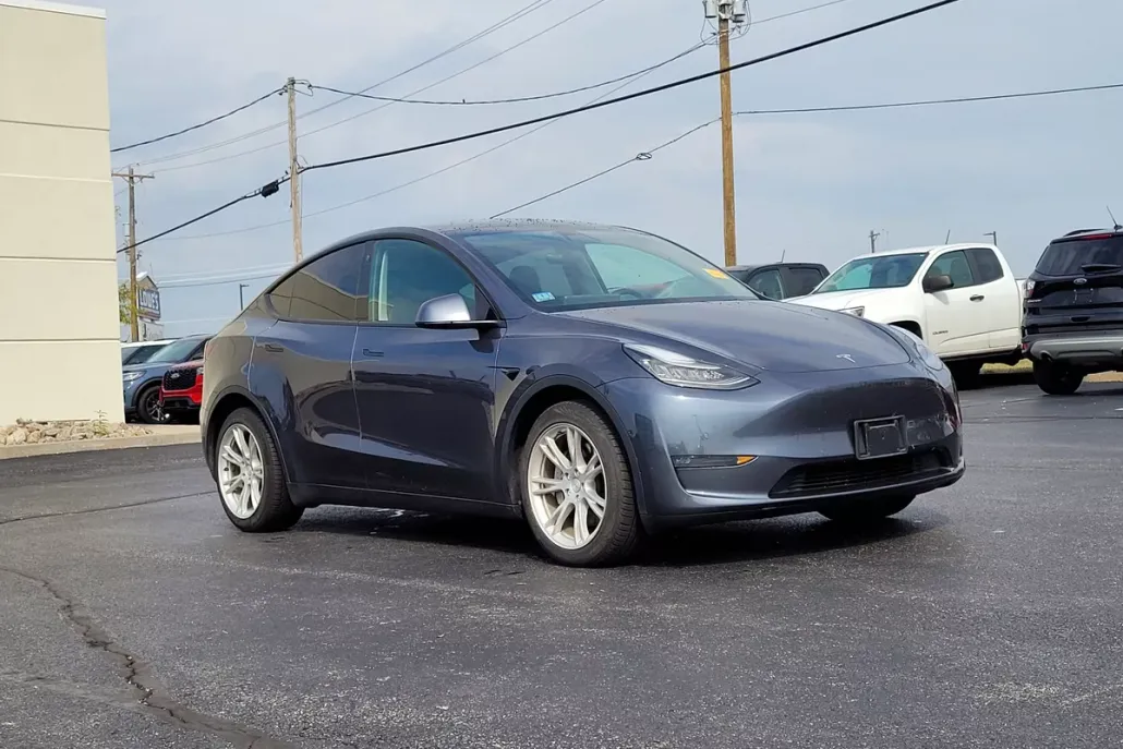 2021 Tesla Model Y Long Range photo 1
