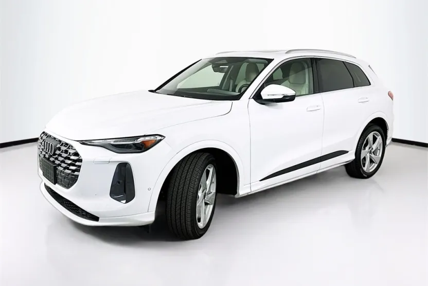 2025 Audi Q5 2.0T Prestige photo 1