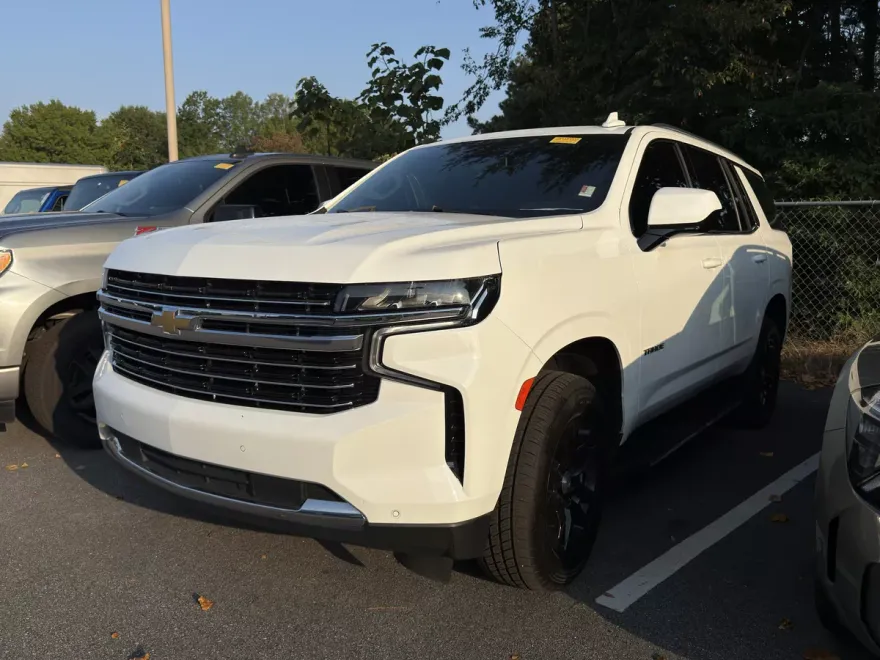 2023 Chevrolet Tahoe LT photo 1