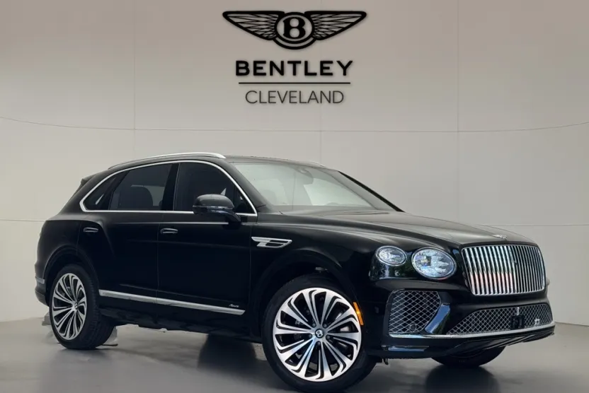 2025 Bentley Bentayga Azure photo 1