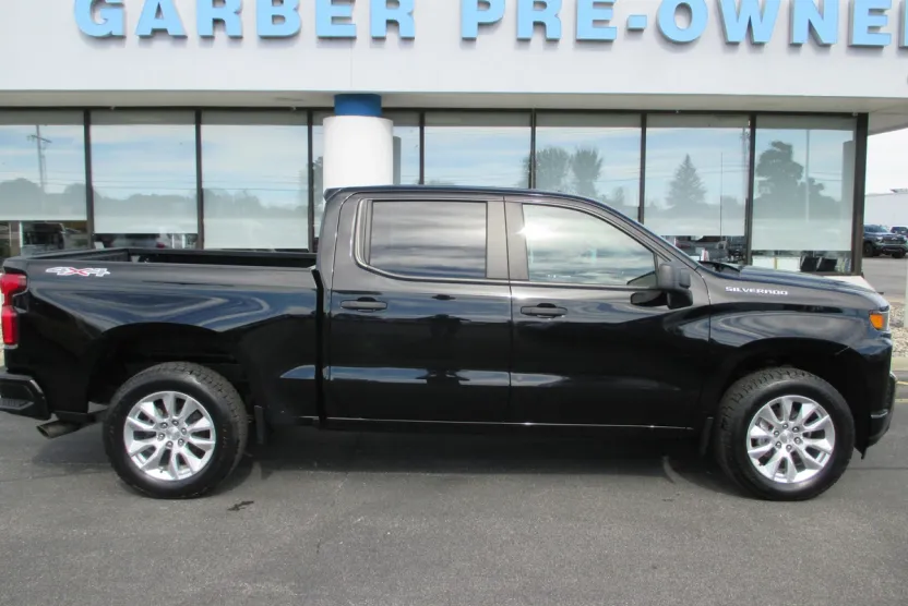 2021 Chevrolet Silverado 1500 Custom photo 1