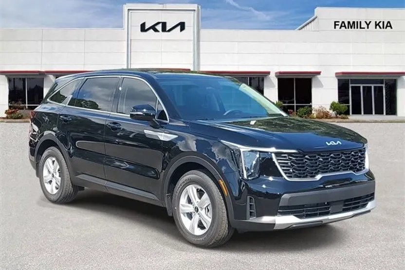2026 Kia Sorento LX photo 1