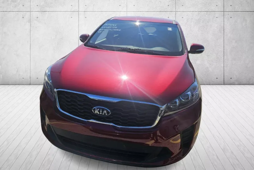 2020 Kia Sorento LX photo 1