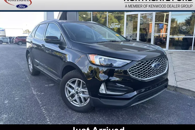 2024 Ford Edge SEL photo 1