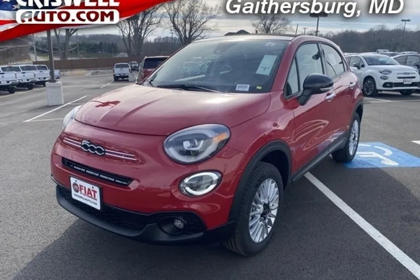 2023 Fiat 500X Pop photo 1