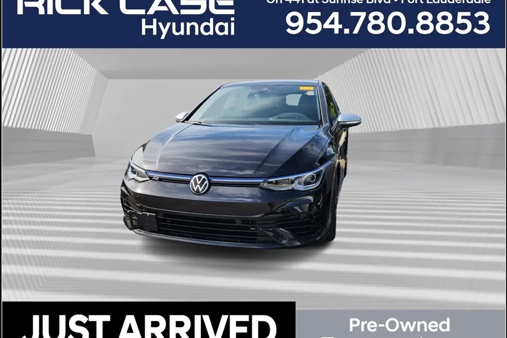 2022 Volkswagen Golf R photo 1