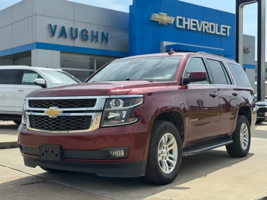 2020 Chevrolet Tahoe LT photo 1