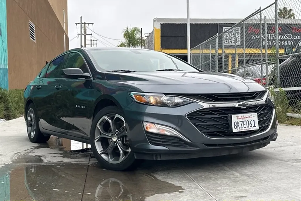 2019 Chevrolet Malibu RS photo 1