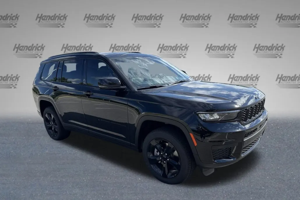 2025 Jeep Grand Cherokee L photo 1