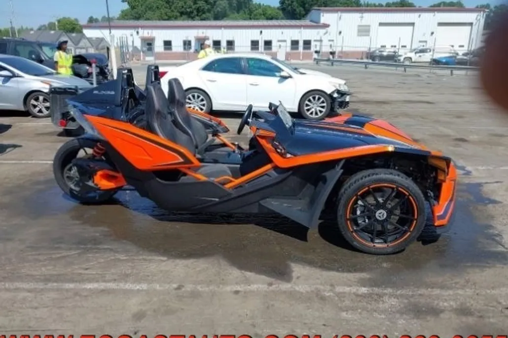 2017 Slingshot Slingshot photo 1
